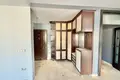 3 bedroom apartment 210 m² Mezitli, Turkey