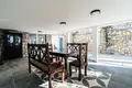 3-Schlafzimmer-Villa 350 m² Budva, Montenegro