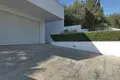 4 bedroom house 480 m² Oroklini, Cyprus