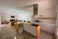 4 bedroom house 180 m² Torrevieja, Spain