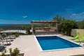 4 bedroom Villa 220 m² Grad Novi Vinodolski, Croatia