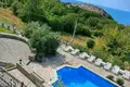 6 room house 1 000 m² in Rafailovici, Montenegro