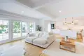 Вилла 3 спальни 250 м² Бенидорм, Испания