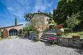 Commercial property 675 m² in Greve in Chianti, Italy