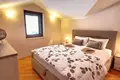 2 bedroom apartment 99 m² Baošići, Montenegro