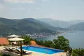 villa de 5 chambres 235 m² Herceg Novi, Monténégro