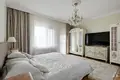 Maison 6 chambres 650 m² Riga, Lettonie