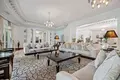 Villa 9 bedrooms 1 548 m² Marbella, Spain