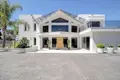 villa de 5 dormitorios 521 m² Marbella, España