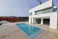 4-Schlafzimmer-Villa 168 m² Manilva, Spanien