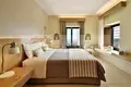 5 bedroom villa 320 m² Fira, Greece