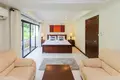 Condo 4 bedrooms 200 m² Phuket, Thailand