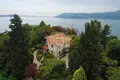 4 bedroom Villa 560 m² Lago Maggiore, Italy