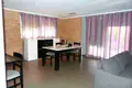 4-Schlafzimmer-Villa 320 m² Chiva, Spanien