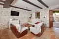 Haus 4 Zimmer 410 m² Dobrota, Montenegro
