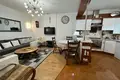 Dom 11 pokojów 350 m² Piastów, Polska