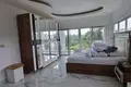 villa de 3 chambres 327 m² Rawai, Thaïlande