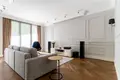 Mieszkanie 4 pokoi 130 m² w Warszawa, Polska