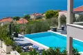 9 bedroom house 700 m² Grad Omis, Croatia