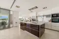 7 bedroom villa 676 m² Marbella, Spain