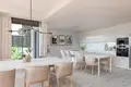 5-Zimmer-Villa 207 m² Alicante, Spanien