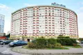Mieszkanie 2 pokoi 83 m² Mińsk, Białoruś