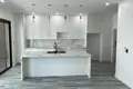 2 bedroom condo 123 m² West Bay, Honduras