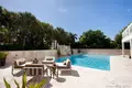 Dom 5 pokojów 528 m² Hrabstwo Miami-Dade, Stany Zjednoczone