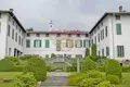 5 bedroom villa 2 300 m² Como, Italy