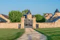 Castle 920 m² pernay, France