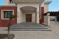 Дом 5 спален  Мутайяка, Кипр