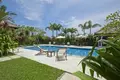 Villa 9 chambres 1 150 m² Tibubeneng, Indonésie