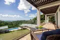 Дом 3 спальни 204 м² Six Huts, Гондурас
