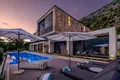 5 bedroom villa 419 m² Dobrota, Montenegro
