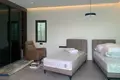 5-Schlafzimmer-Villa 340 m² Phuket, Thailand