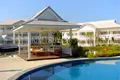 2 bedroom condo 110 m² Phuket, Thailand