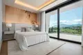 5-Schlafzimmer-Villa 459 m² Estepona, Spanien