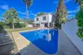 4-Schlafzimmer-Villa 195 m² l Alfas del Pi, Spanien