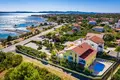 Willa 12 pokojów 885 m² Bashkia Durres, Albania