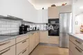 Apartamento 3 habitaciones 74 m² Helsinki sub-region, Finlandia