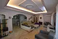 3-Schlafzimmer-Villa 200 m² Torrevieja, Spanien