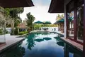 Villa de tres dormitorios 209 m² Phuket, Tailandia