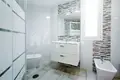 Mieszkanie 2 pokoi 80 m² Arona, Hiszpania