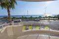 Wohnquartier Fully Furnished apartment Right on the Seafront in Alanya