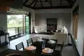 Villa 2 Schlafzimmer 275 m² Phuket, Thailand