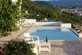 Casa 5 habitaciones 450 m² Dobra Voda, Montenegro