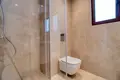 Mieszkanie 2 pokoi 125 m² Kouklia, Cypr