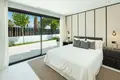 5-Schlafzimmer-Villa 447 m² Marbella, Spanien