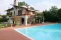 5-Zimmer-Villa 350 m² Garda, Italien