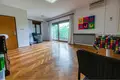 Haus 20 Zimmer 797 m² Zagreb, Kroatien